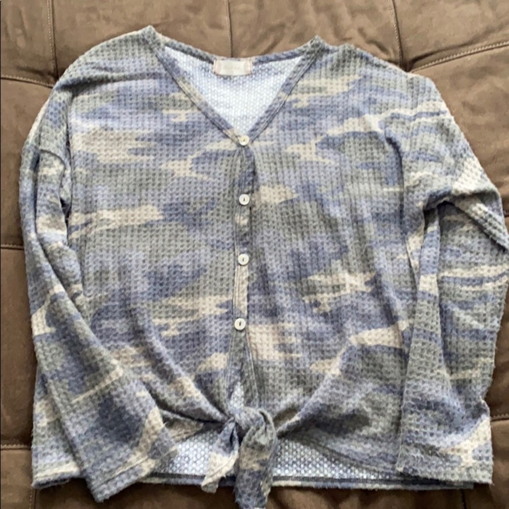 Women’s Altar’d State top camo size S new no tag